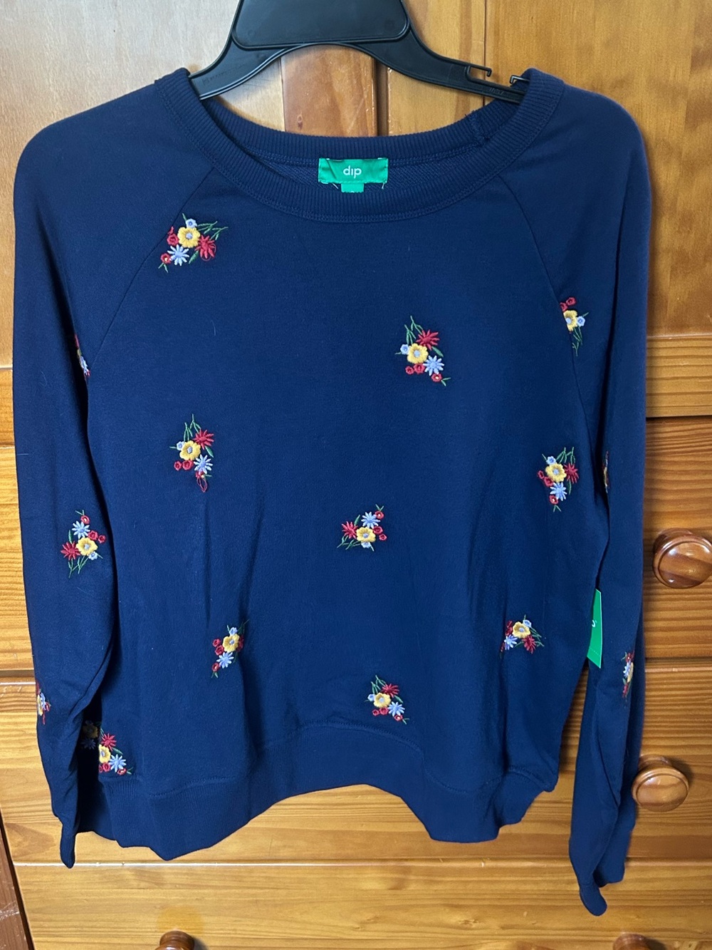 dip Navy Sweatshirt with Small Multicolor Floral Embroidery